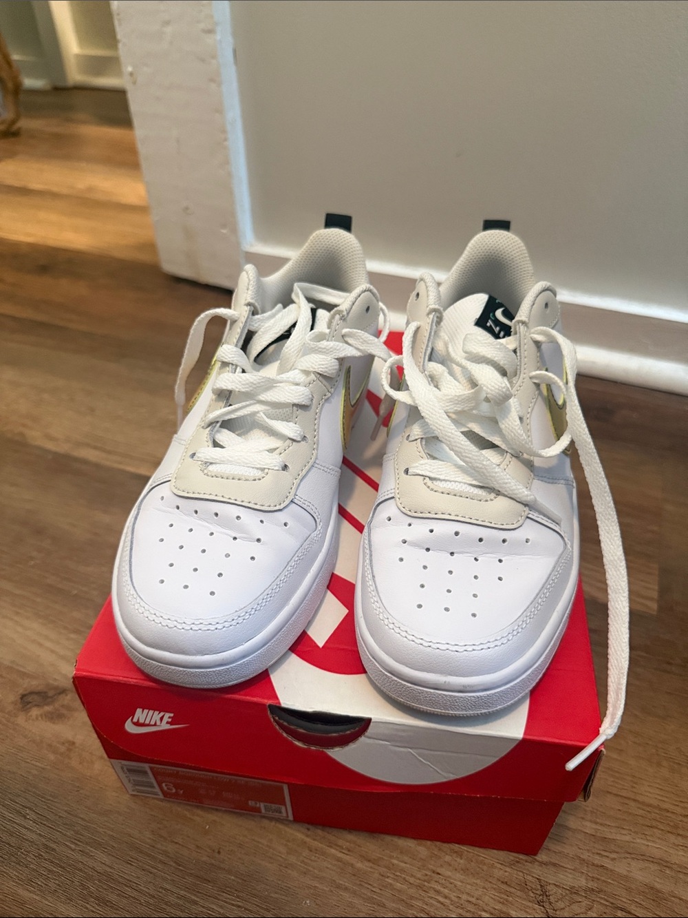 Nike Kids White Low-Top Sneakers with Cream Accents